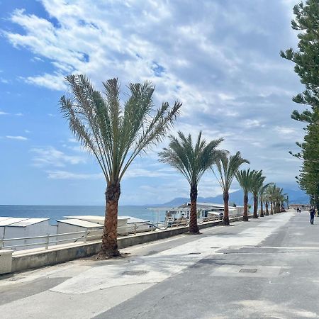 Casa Vacanza! A 50M Dal Mare! Bordighera Exterior foto